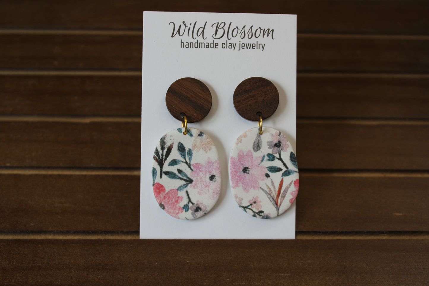 Oval and Wood Wild Flower Earring