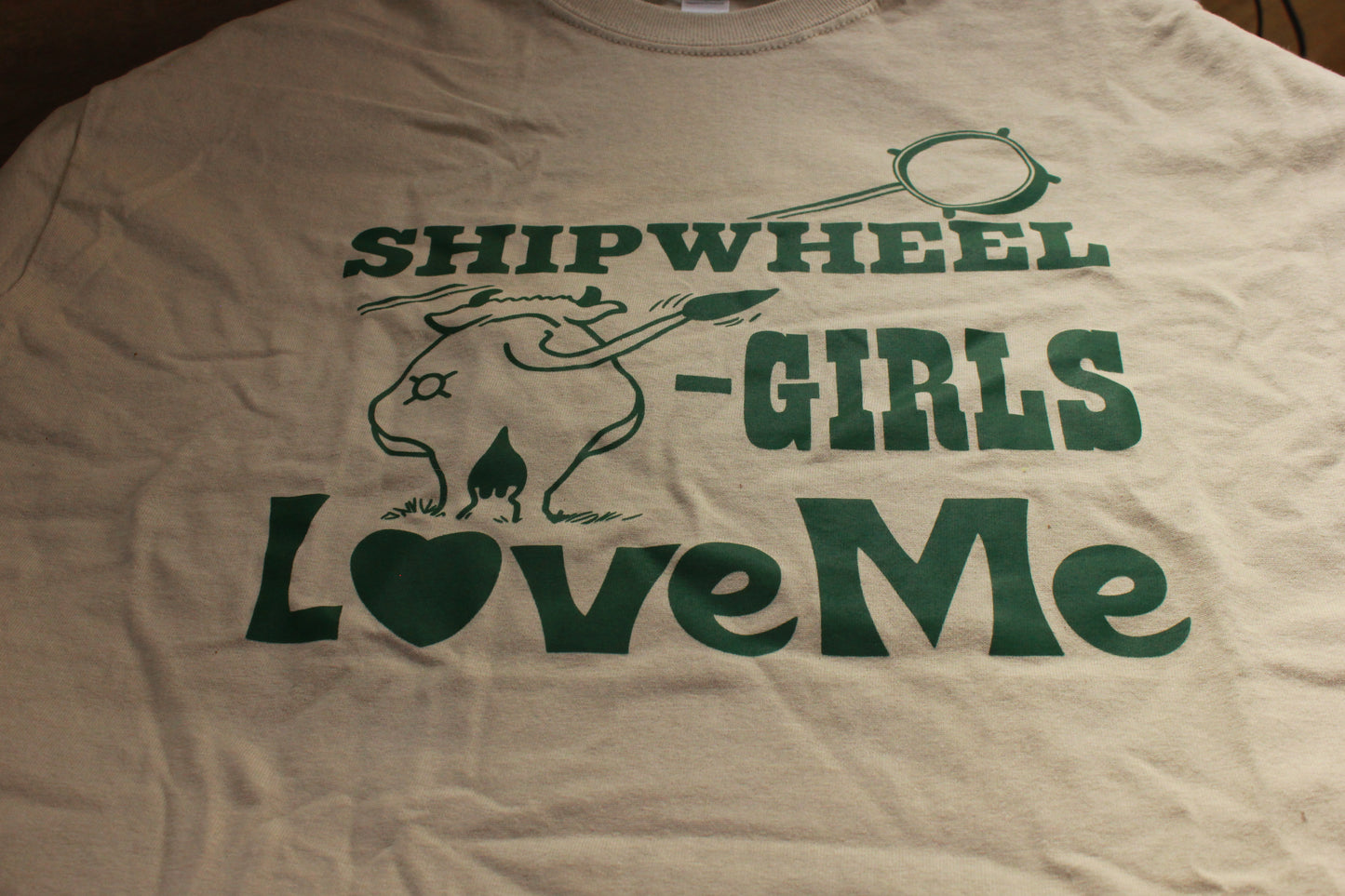 Shipwheel Cowgirls Love Me T-Shirt Medium